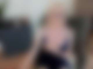 mirelasilver's Live Sex Cam Show