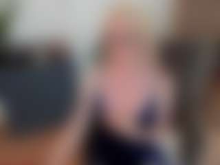 mirelasilver's Live Sex Cam Show