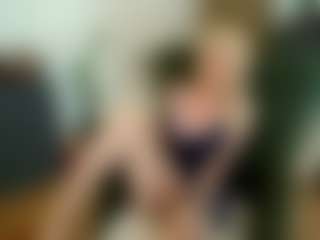 mirelasilver's Live Sex Cam Show