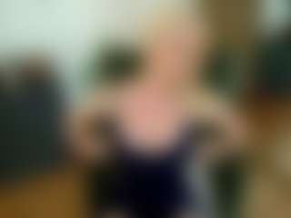 mirelasilver's Live Sex Cam Show
