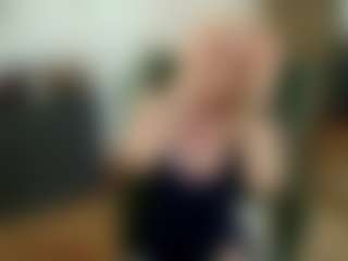 mirelasilver's Live Sex Cam Show