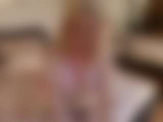 mirelasilver's Live Sex Cam Show
