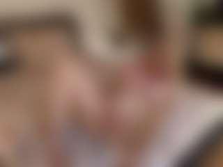 mirelasilver's Live Sex Cam Show