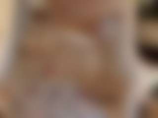 mirelasilver's Live Sex Cam Show