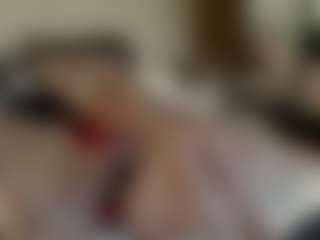 mirelasilver's Live Sex Cam Show