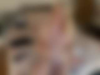 mirelasilver's Live Sex Cam Show