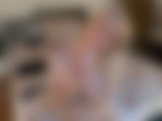 mirelasilver's Live Sex Cam Show