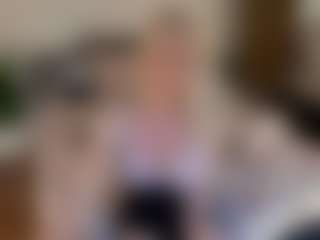 mirelasilver's Live Sex Cam Show