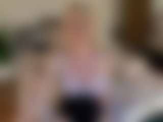 mirelasilver's Live Sex Cam Show