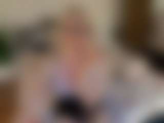 mirelasilver's Live Sex Cam Show