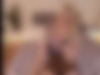 mirelasilver's Live Sex Cam Show