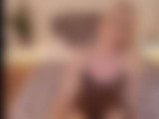 mirelasilver's Live Sex Cam Show