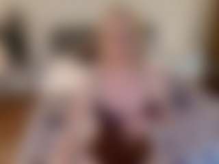 mirelasilver's Live Sex Cam Show