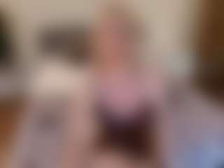 mirelasilver's Live Sex Cam Show
