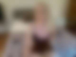 mirelasilver's Live Sex Cam Show
