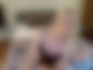 mirelasilver's Live Sex Cam Show