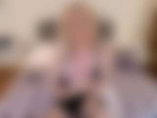 mirelasilver's Live Sex Cam Show