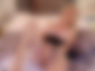 mirelasilver's Live Sex Cam Show