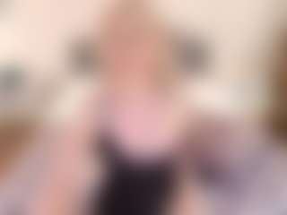 mirelasilver's Live Sex Cam Show