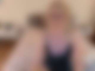 mirelasilver's Live Sex Cam Show