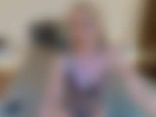 mirelasilver's Live Sex Cam Show