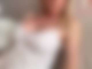 mirelasilver's Live Sex Cam Show