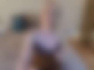 mirelasilver's Live Sex Cam Show