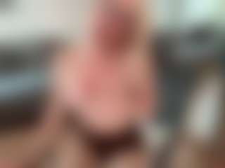 mirelasilver's Live Sex Cam Show