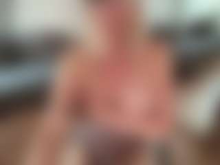 mirelasilver's Live Sex Cam Show