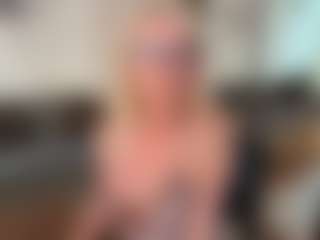 mirelasilver's Live Sex Cam Show
