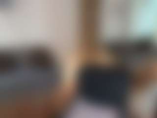 mirelasilver's Live Sex Cam Show