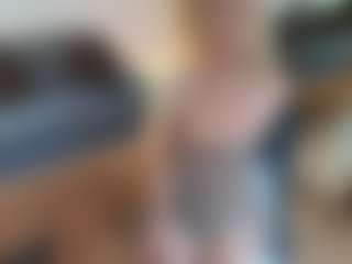 mirelasilver's Live Sex Cam Show