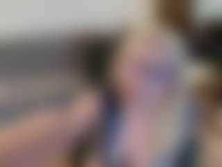 mirelasilver's Live Sex Cam Show
