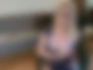 mirelasilver's Live Sex Cam Show