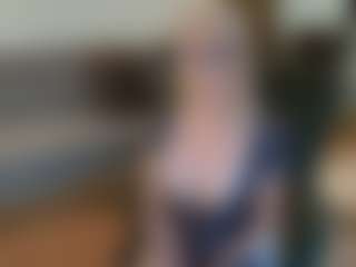 mirelasilver's Live Sex Cam Show