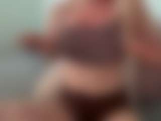 mirelasilver's Live Sex Cam Show
