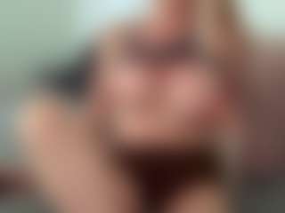 mirelasilver's Live Sex Cam Show