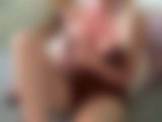 mirelasilver's Live Sex Cam Show
