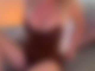 mirelasilver's Live Sex Cam Show