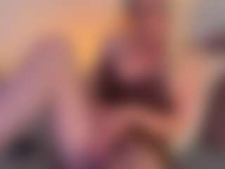 mirelasilver's Live Sex Cam Show