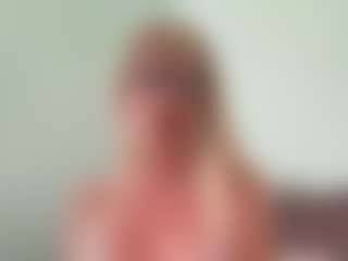 mirelasilver's Live Sex Cam Show