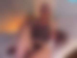 mirelasilver's Live Sex Cam Show