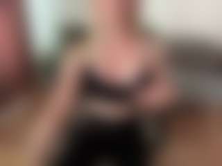 mirelasilver's Live Sex Cam Show