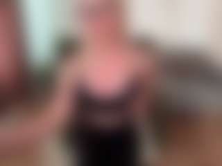 mirelasilver's Live Sex Cam Show