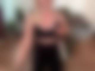 mirelasilver's Live Sex Cam Show