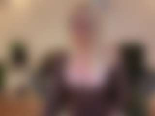mirelasilver's Live Sex Cam Show
