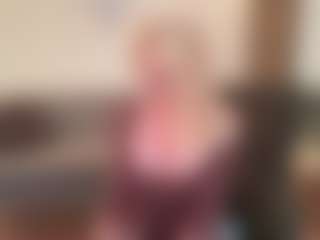 mirelasilver's Live Sex Cam Show