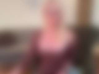 mirelasilver's Live Sex Cam Show