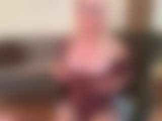 mirelasilver's Live Sex Cam Show
