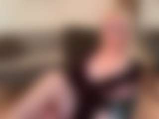 mirelasilver's Live Sex Cam Show